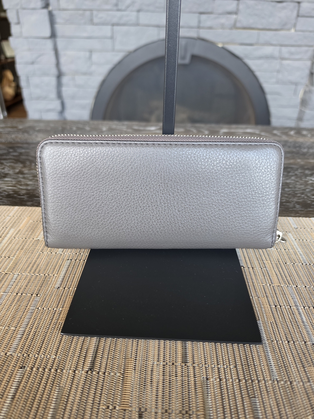 Marc by Marc Jacobs Pebbled Leather Satchel in Gray with Wallet - Picture 8 of 9